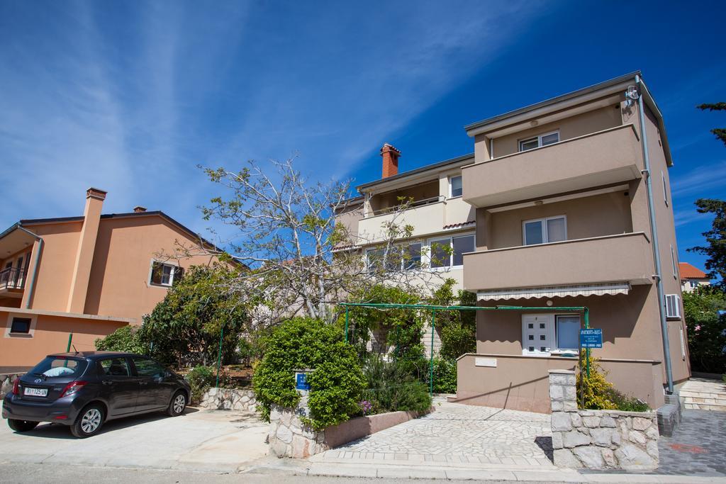 Apartman Petra Cres Bagian luar foto